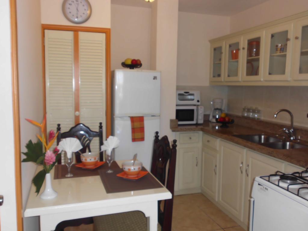 Bayside Villa St. Lucia カストリーズ 部屋 写真